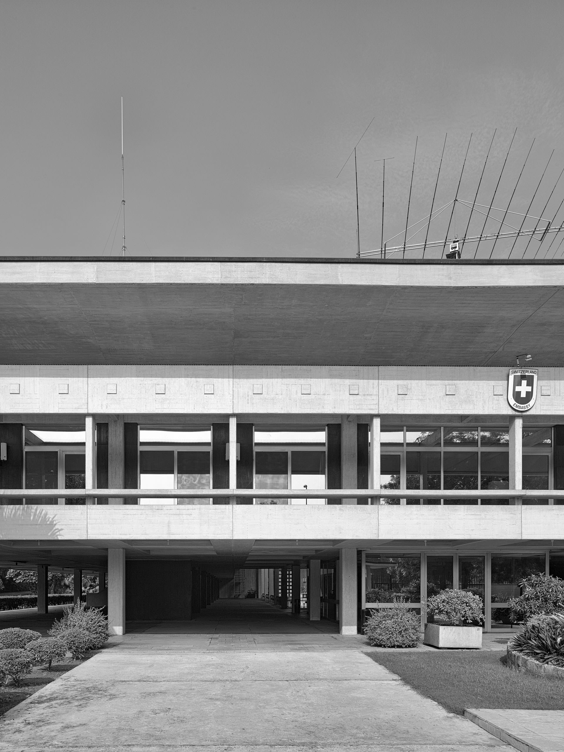 E13452 Alpa 040498 BW j2560